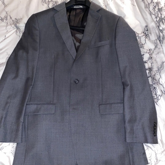 Men’s suit